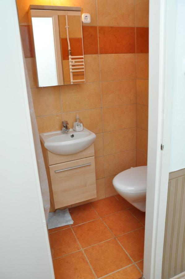 Gloriett Panzio Bed & Breakfast Fertoboz Luaran gambar