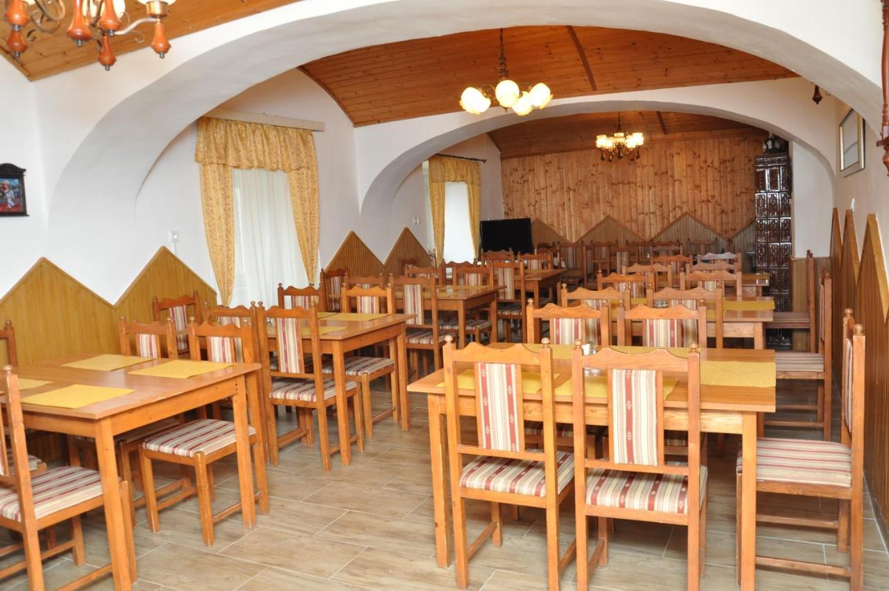 Gloriett Panzio Bed & Breakfast Fertoboz Luaran gambar