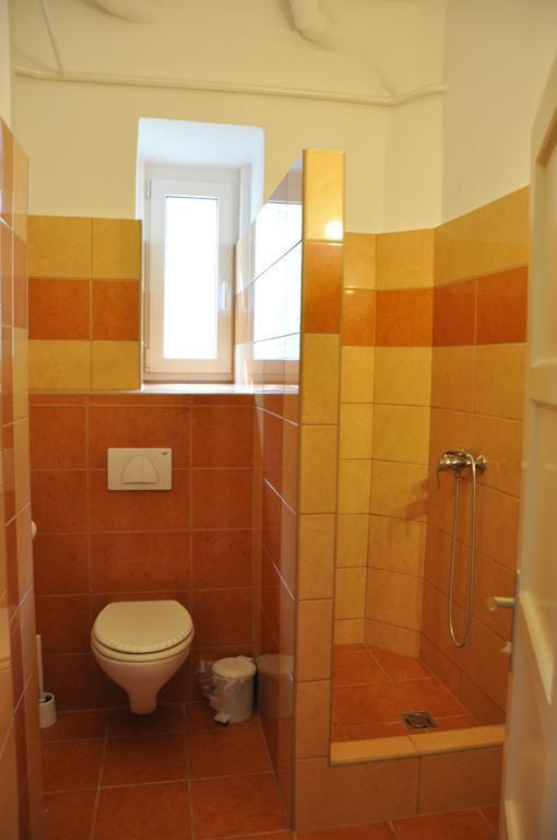Gloriett Panzio Bed & Breakfast Fertoboz Luaran gambar