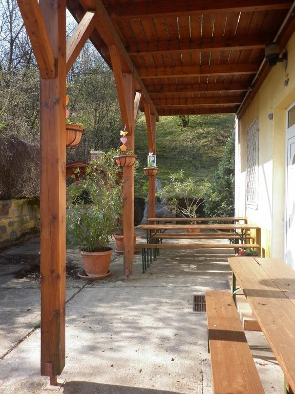 Gloriett Panzio Bed & Breakfast Fertoboz Luaran gambar