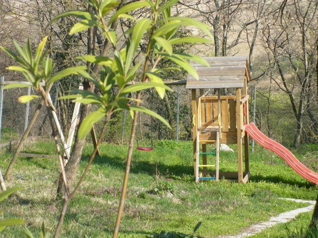 Gloriett Panzio Bed & Breakfast Fertoboz Luaran gambar