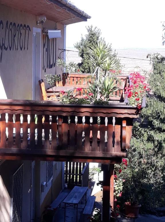 Gloriett Panzio Bed & Breakfast Fertoboz Luaran gambar